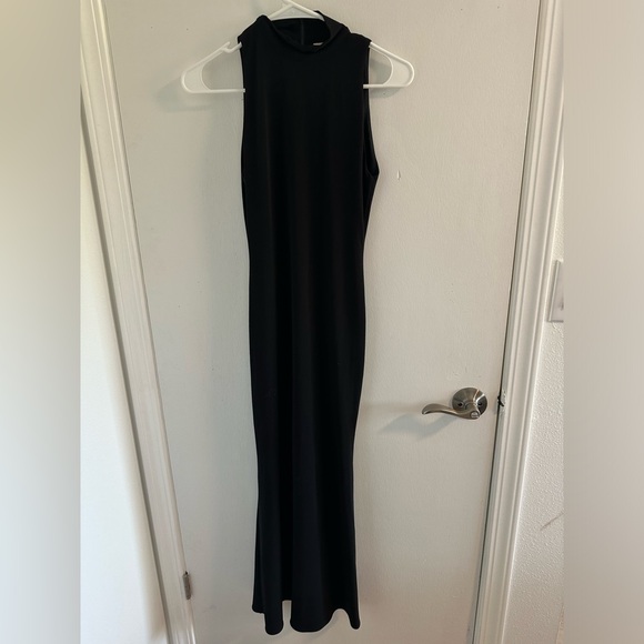 Alice + Olivia Air Black Mock Neck Maxi Dress Size 0 (Petite!) - Picture 5 of 5